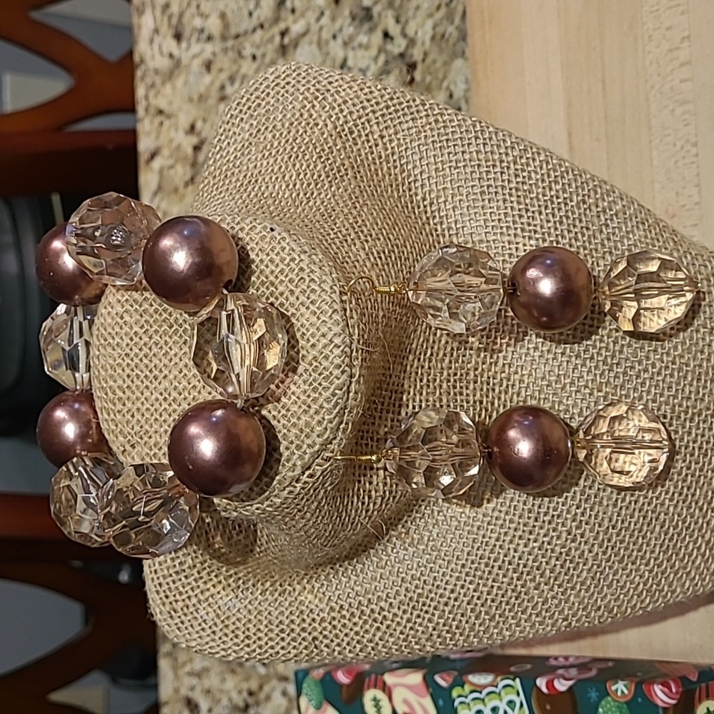 Jewelry - Picture 5 of 5